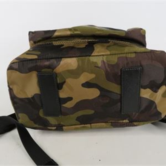 Michael Kors Como Backpack – Military Colorway main image 7